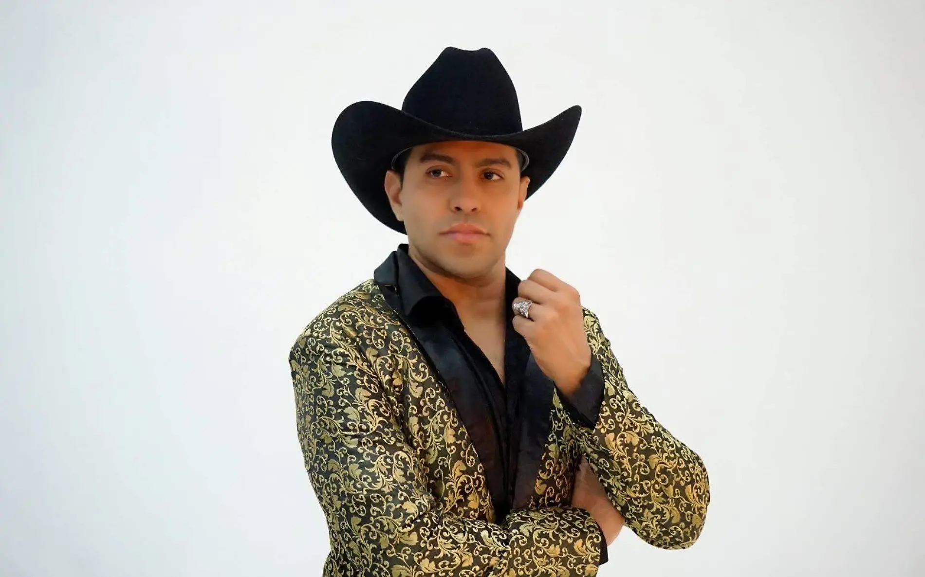 CANTANTE 6 CORTESIA HECTOR ESPINOZA